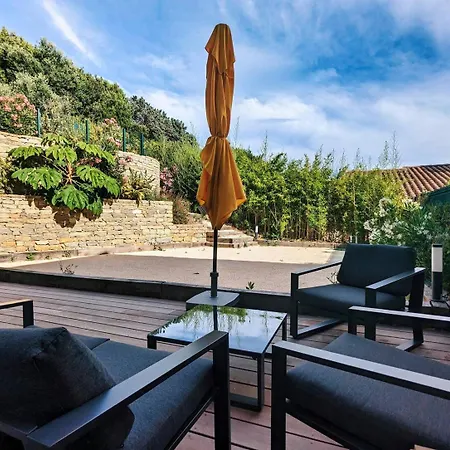 Lone Star Riviera - 5 Minutes Walk To The