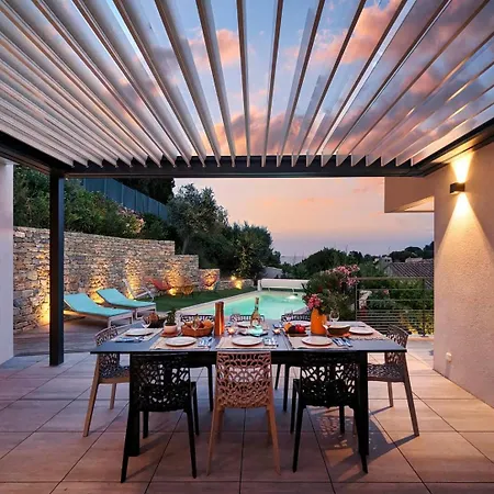 Lone Star Riviera - 5 Minutes Walk To The *