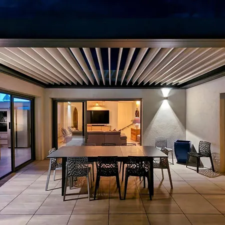 Lone Star Riviera - 5 Minutes Walk To The *